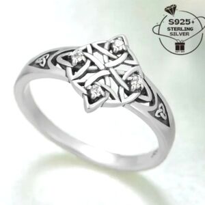 Ladies Sterling 925 Silver Celtic Knot Ring Sz 8